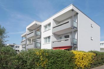 Waldheim! Großzügige 3-Zimmerwohnung in modernisierter Wohnanlage