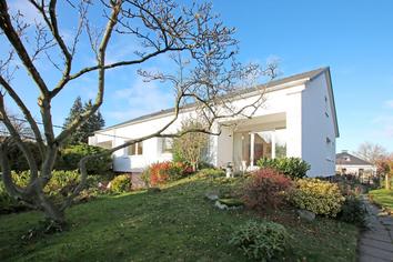 Gepflegtes Doppelhaus auf Erbpachtgrundstück in Wennigsen OT Bredenbeck