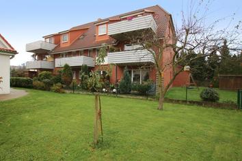 Modernes Mehrfamilienhaus mit Garagenhof in Ronnenberg